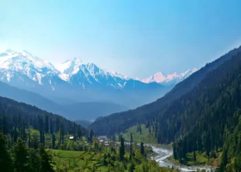Pahalgam Becomes First Destination to Register Home-Stays under Crown of Incredible India Project