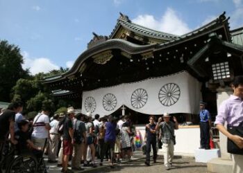 Over 100 Japanese lawmakers visit war-linked Yasukuni Shrine