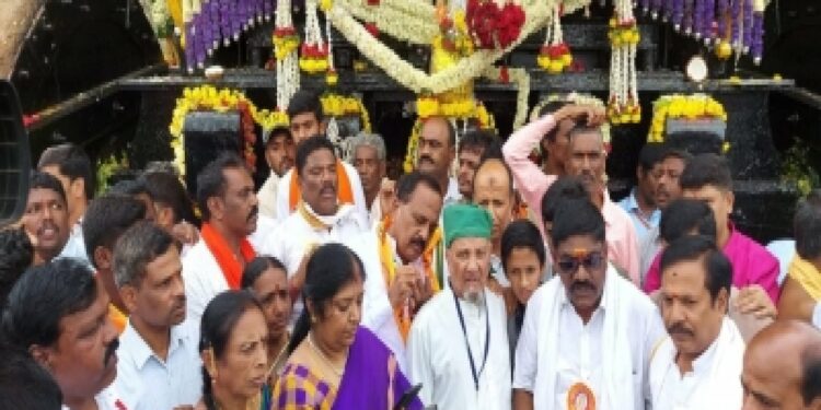 Amid opposition, K’taka govt permits recital of Quran at temple fair