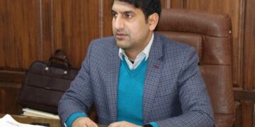 DC Srinagar chairs DLC meeting for setting up of Animal Rescue Centre