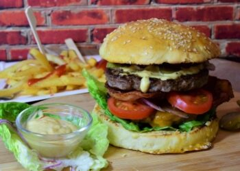 Say ‘no’ to health star ratings on junk food: Experts