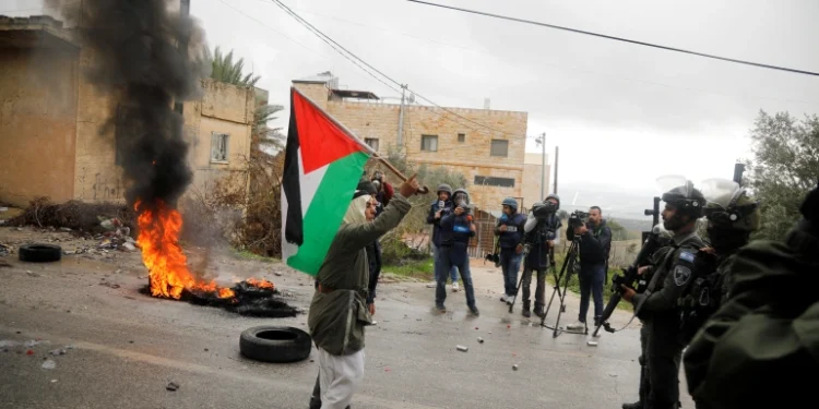 1 Palestinian killed, 31 injured by Israeli soldiers in West Bank