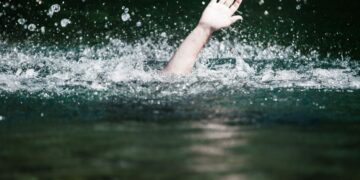 Two youth drown in Poonch river, one dies another rescued