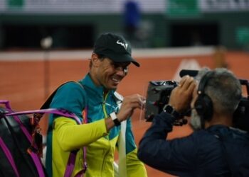 French Open: Nadal cruises past Thompson at Roland Garros