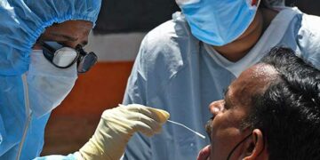 Covid-19:  Experts yet to press panic button even as cases rise in India