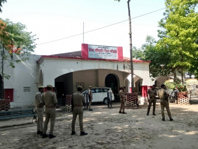 SKM team visits Lakhimpur Kheri, former member accuses Yogendra Yadav of changing sides