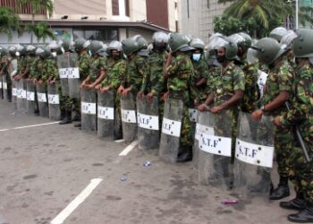 Amid violence, SL PM Mahinda Rajapaksa hands over resignation