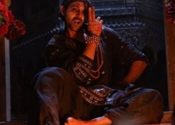 Kartik Aaryan keeps ‘Bhool Bhulaiyaa 2’ outfit as memento