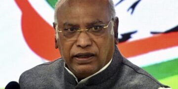 Not fair to recruit soldiers on contract basis, says Kharge  