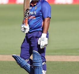 Injured KL Rahul, Kuldeep ruled out of South Africa T20Is, Rishabh Pant to lead India