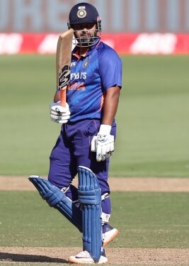 Injured KL Rahul, Kuldeep ruled out of South Africa T20Is, Rishabh Pant to lead India