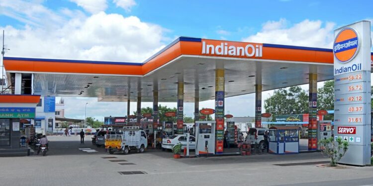 Several Petrol Pumps Run Dry, Oil Companies Says No Fuel Shortage In J&K