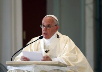 Pope Francis condemns July 4 killings in US, calls for end to violence