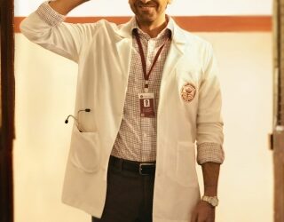 Ayushmann shares his ‘Doctor G’ look from the campus comedy