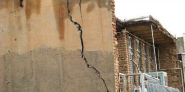 Five killed, 49 injured as three quakes rock Iran