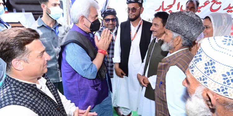 Violence, Militancy Will Achieve Nothing: LG
