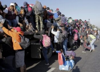 New US-bound migrant caravan sets off from Mexico