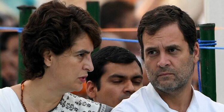 Rahul, Priyanka pay tributes to Rajiv Gandhi on 78th birth anniversary