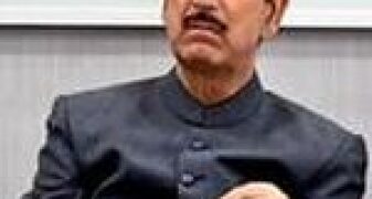 Storm in Congress as Azad breaks his 50-year-old bond with party