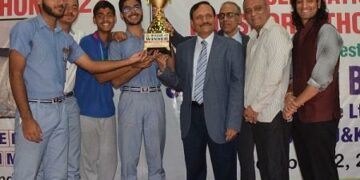 Advisor Bhatnagar addresses valedictory ceremony of KC Sportathon 2022 at KC Public School Jammu