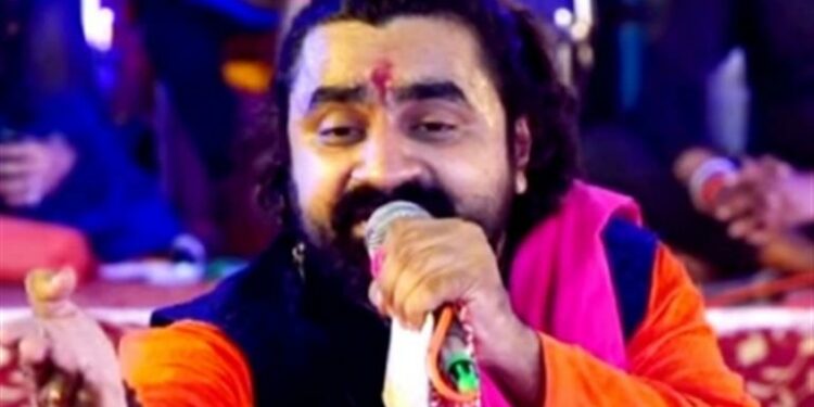 Hindu Rashtra: Singer asks Hindus to take up arms