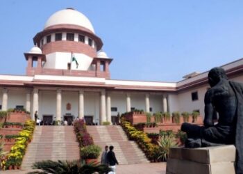 ‘Wearing hijab matter of choice’, Justice Dhulia sets aside K’taka HC order