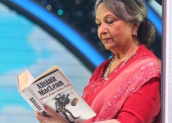 Sharmila Tagore: Kishore Kumar sang ‘Mere sapnon ki rani’ very casually
