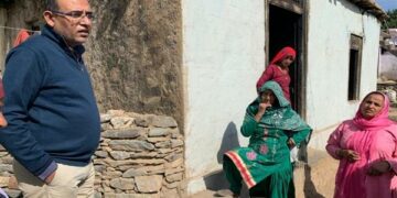 B2V4: Rohit Kansal visits various areas of Hutt Panchayat