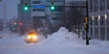 Death toll rises to 57 as big freeze grips US