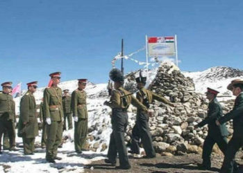 With control on 17,000-ft peak, India has commandeering view on China border