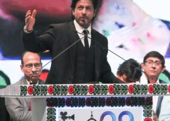 Social media toxicity affects collective narrative, makes it divisive and destructive: SRK