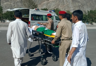 8 dead, 23 injured in Pak road accident