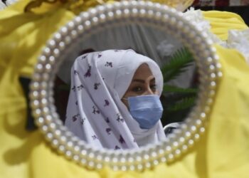 Afghans marrying off young daughters to avoid forced marriages with Taliban