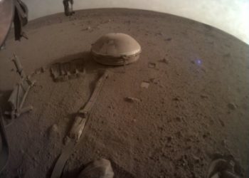 NASA’s Mars InSight lander posts its last image on Twitter