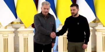 Ukrainian, Finnish Presidents meet on security issues