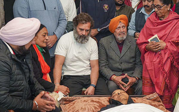 Cong MP Santokh Chaudhary dies of cardiac arrest during Bharat Jodo Yatra, march halted for 24 hours