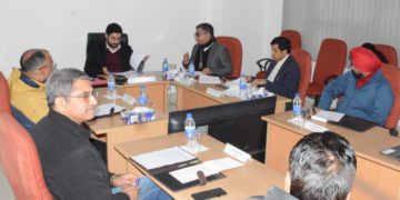 Dir Info chairs 1st meeting of newly constituted J&KMAC