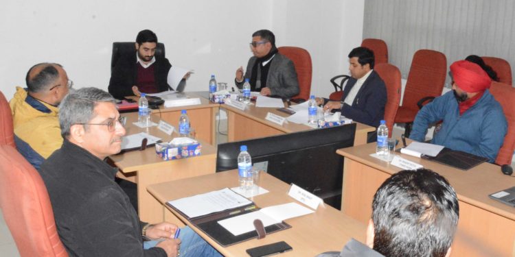 Dir Info chairs 1st meeting of newly constituted J&KMAC