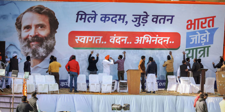 Octogenarians reach Lakhanpur to welcome Bharat Jodo Yatra in JK