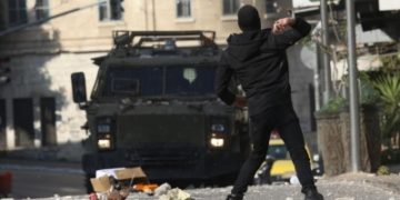 35 Palestinians injured by Israeli soldiers in West Bank