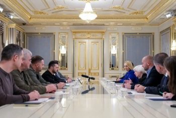 US Treasury Secy visits Kiev, announces $1.2bn additional aid to Ukraine