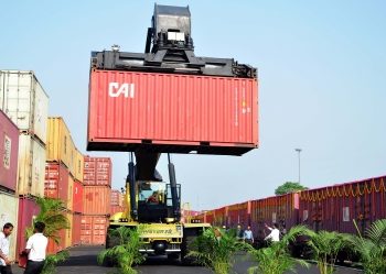 India’s exports fell 8.8% to $33.88 bn in Feb, trade deficit narrows
