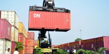 India’s exports fell 8.8% to $33.88 bn in Feb, trade deficit narrows