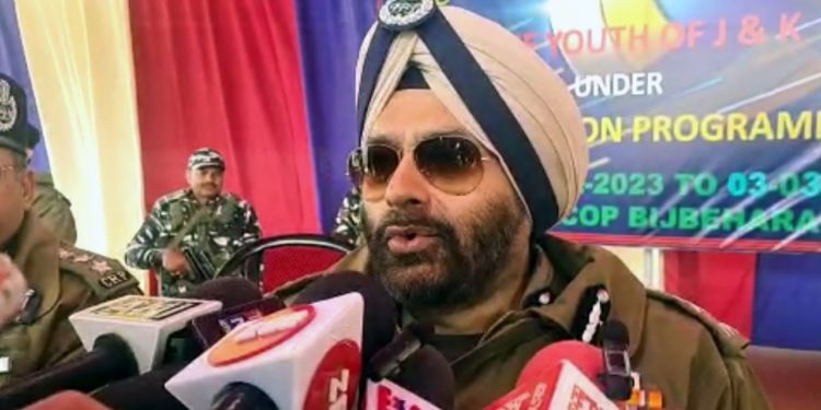 Stringent security measures to be taken to provide security to minority community members in Kashmir: CRPF