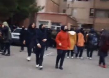 Alarm grows in Iran after reports that hundreds of schoolgirls were poisoned