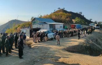 Night curfew imposed in Manipur dists amid violence