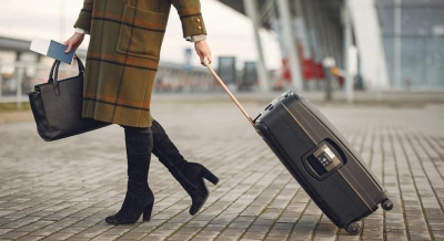Indians splurging more on air travel & movies, dining out amid global downturn