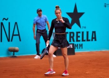 Madrid Open: Coco Gauff, Maria Sakkari advance to third round