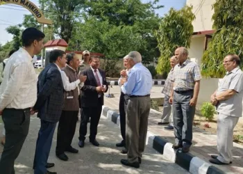 Justice Tashi Rabstan visits District Jail Amphalla, Jammu