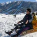 Tourists throng Kashmir to enjoy snow and sunshine